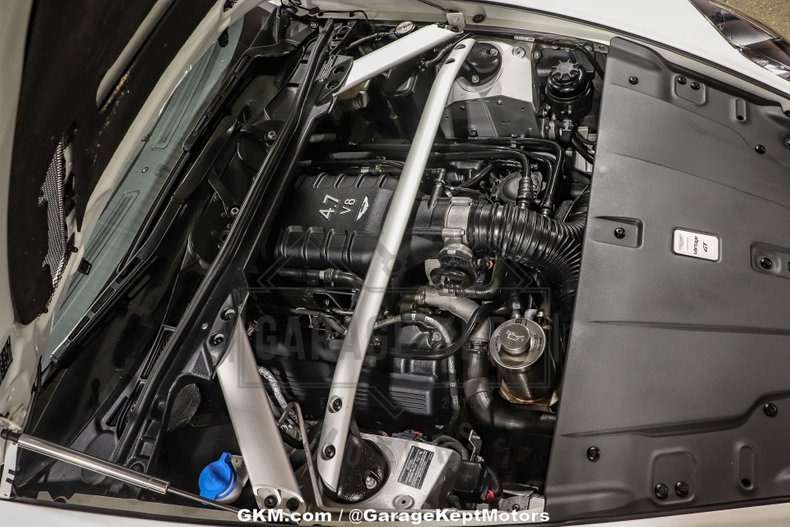 2015 Aston Martin V8 Vantage 132