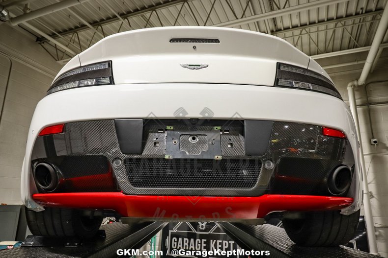 2015 Aston Martin V8 Vantage 149