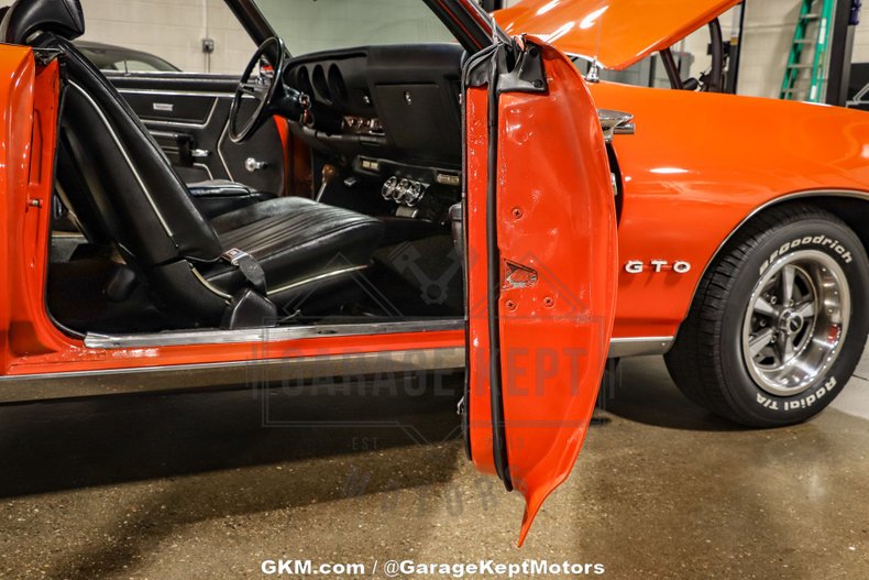 1969 Pontiac GTO 75