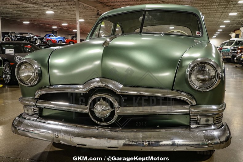 1950 Ford Custom Deluxe 25