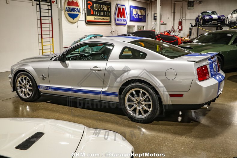 2009 Ford Shelby 21