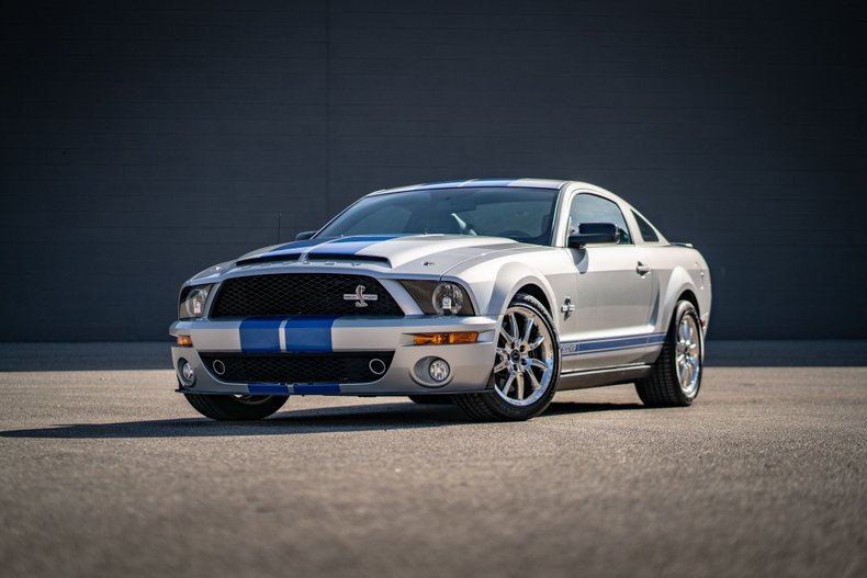 2009 Ford Shelby 4