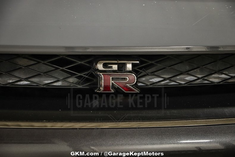 2014 Nissan GT-R 52