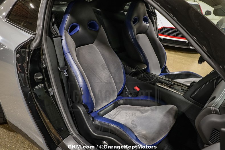2014 Nissan GT-R 94