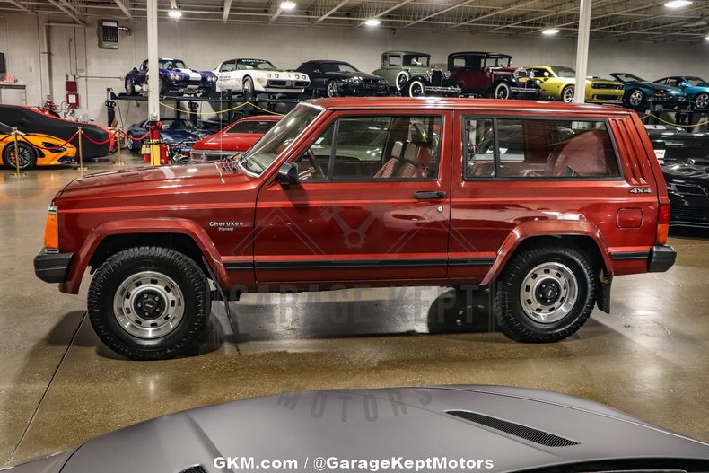 1986 Jeep Cherokee 10