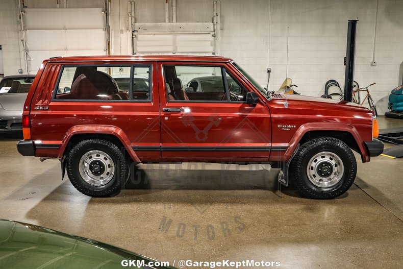 1986 Jeep Cherokee 17