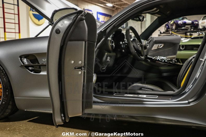 2018 Mercedes-Benz AMG GT R 114