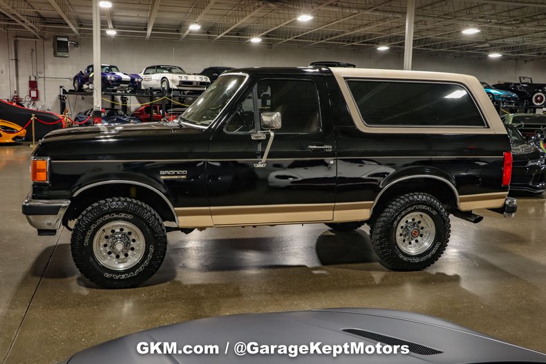 1991 Ford Bronco 11