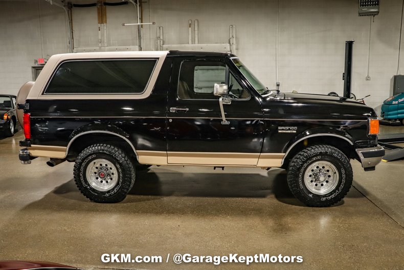 1991 Ford Bronco 18