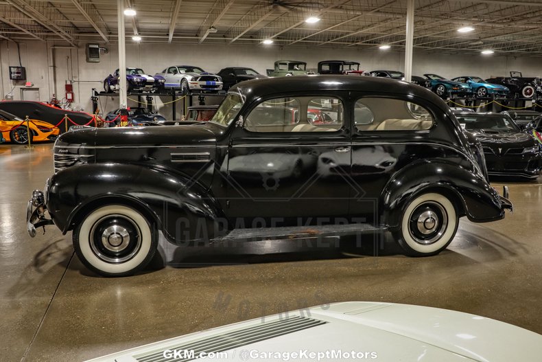 1939 Plymouth P8 10