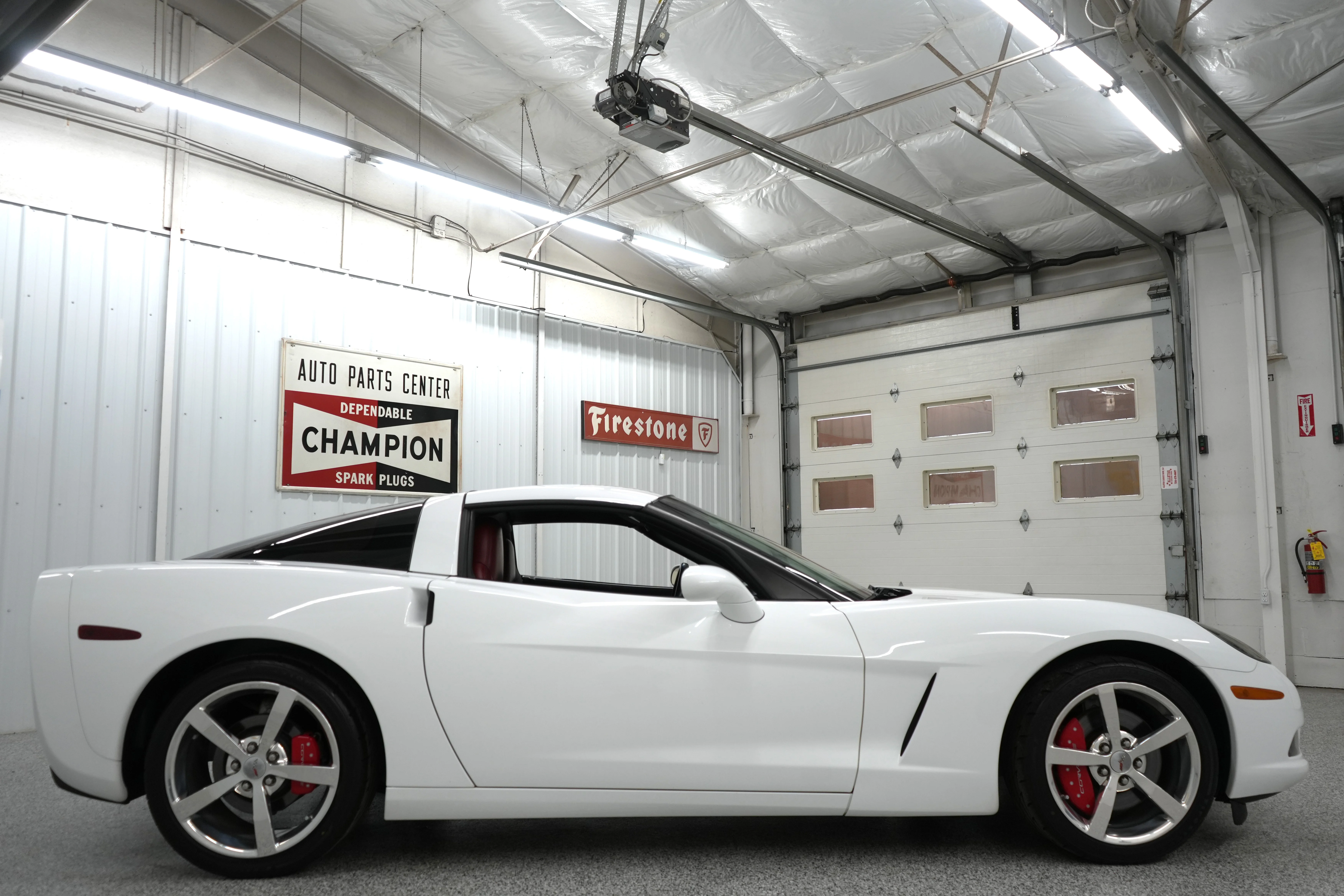 2005 Chevrolet Corvette Base - Photo 18