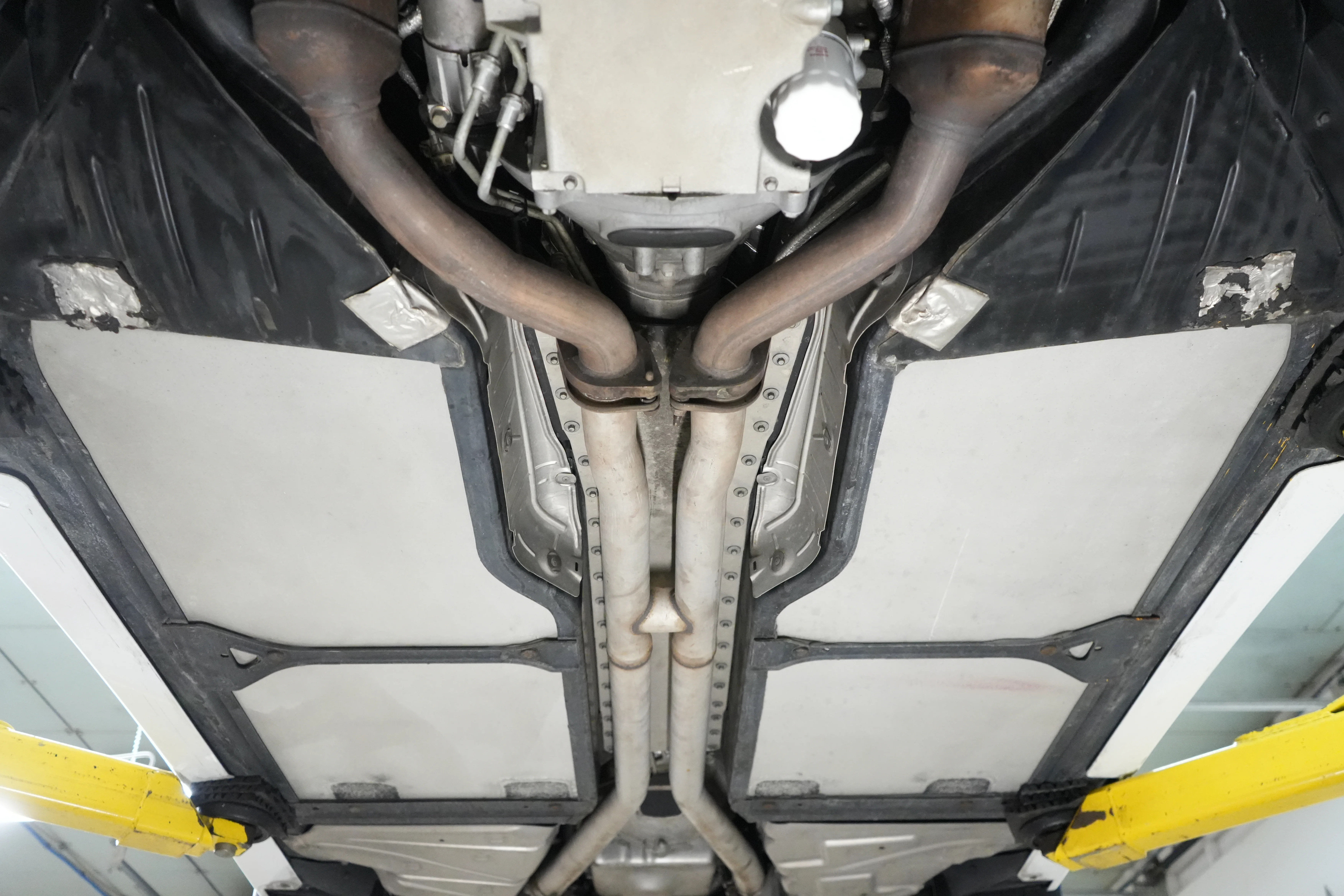 2005 Chevrolet Corvette Base - Photo 88