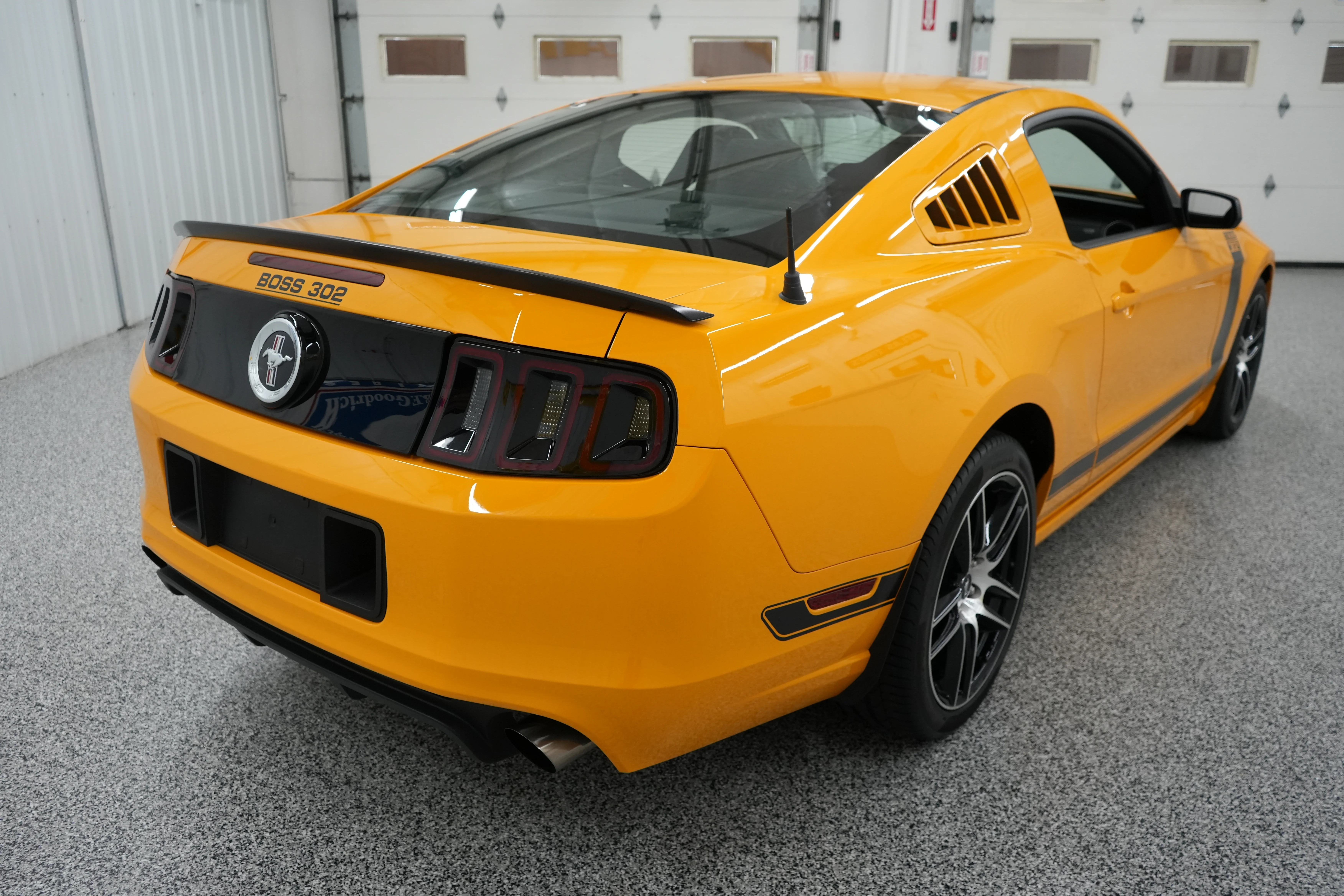 2013 Ford Mustang Boss 302 - Photo 15