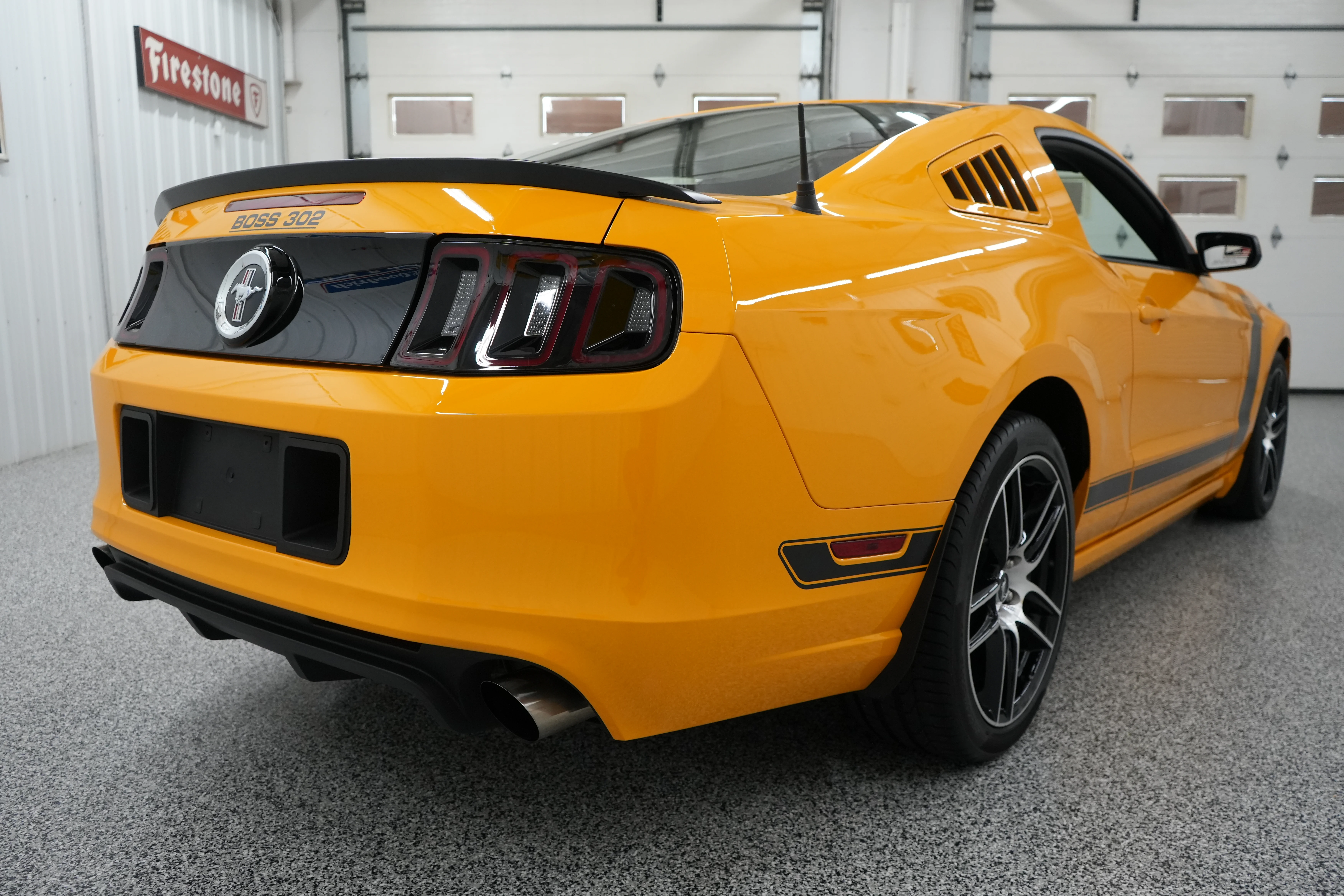 2013 Ford Mustang Boss 302 - Photo 16