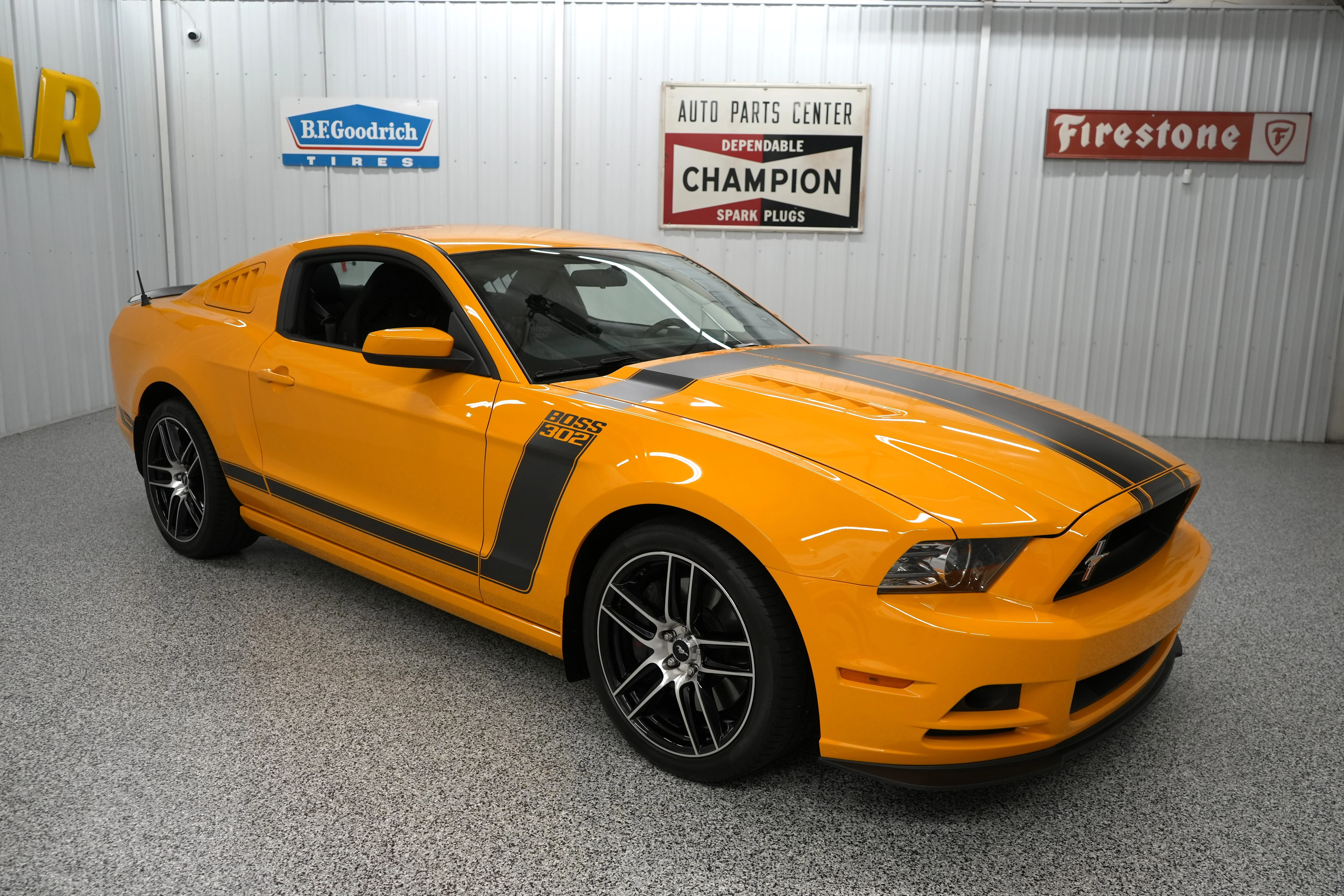 2013 Ford Mustang Boss 302 - Photo 19