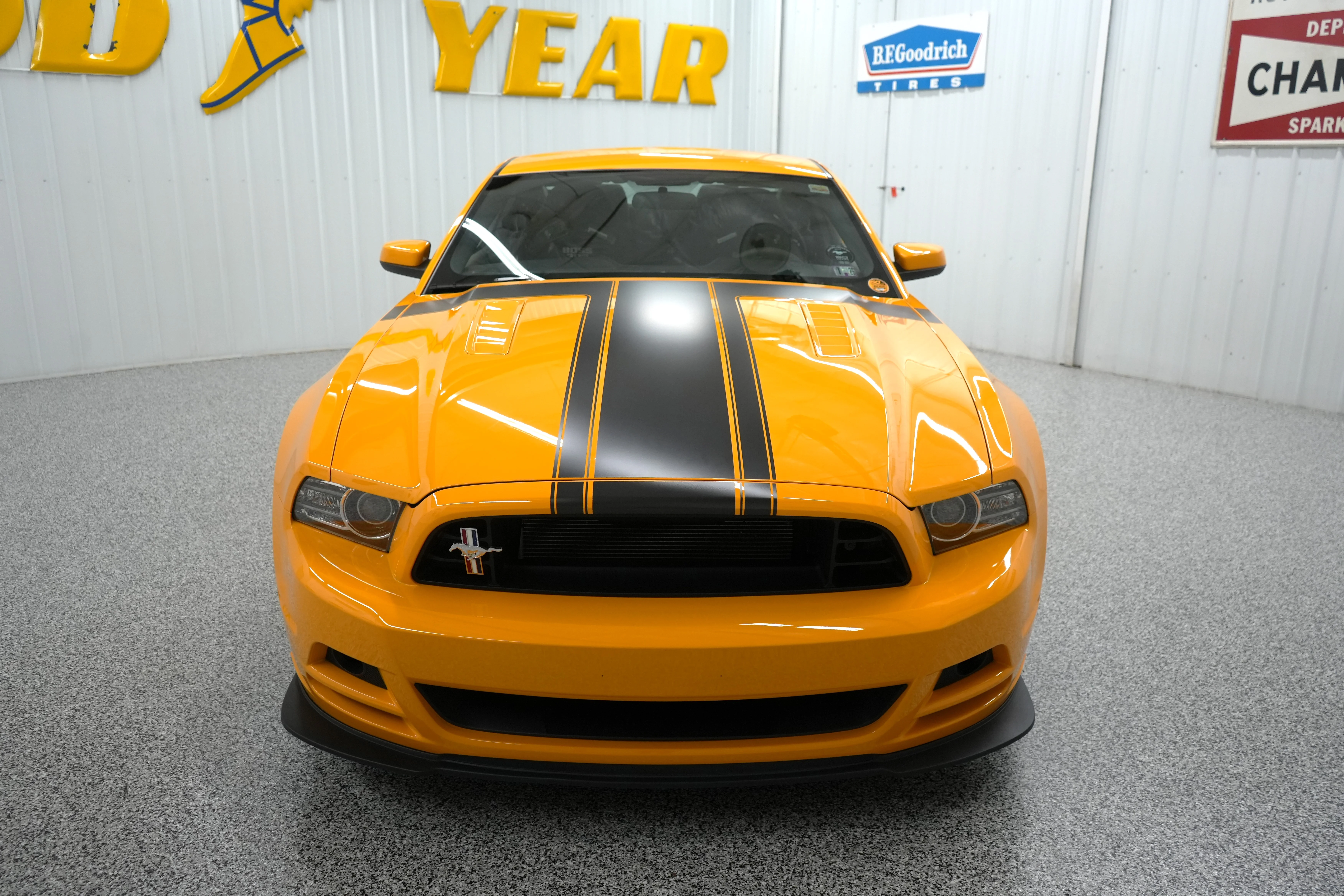 2013 Ford Mustang Boss 302 - Photo 27