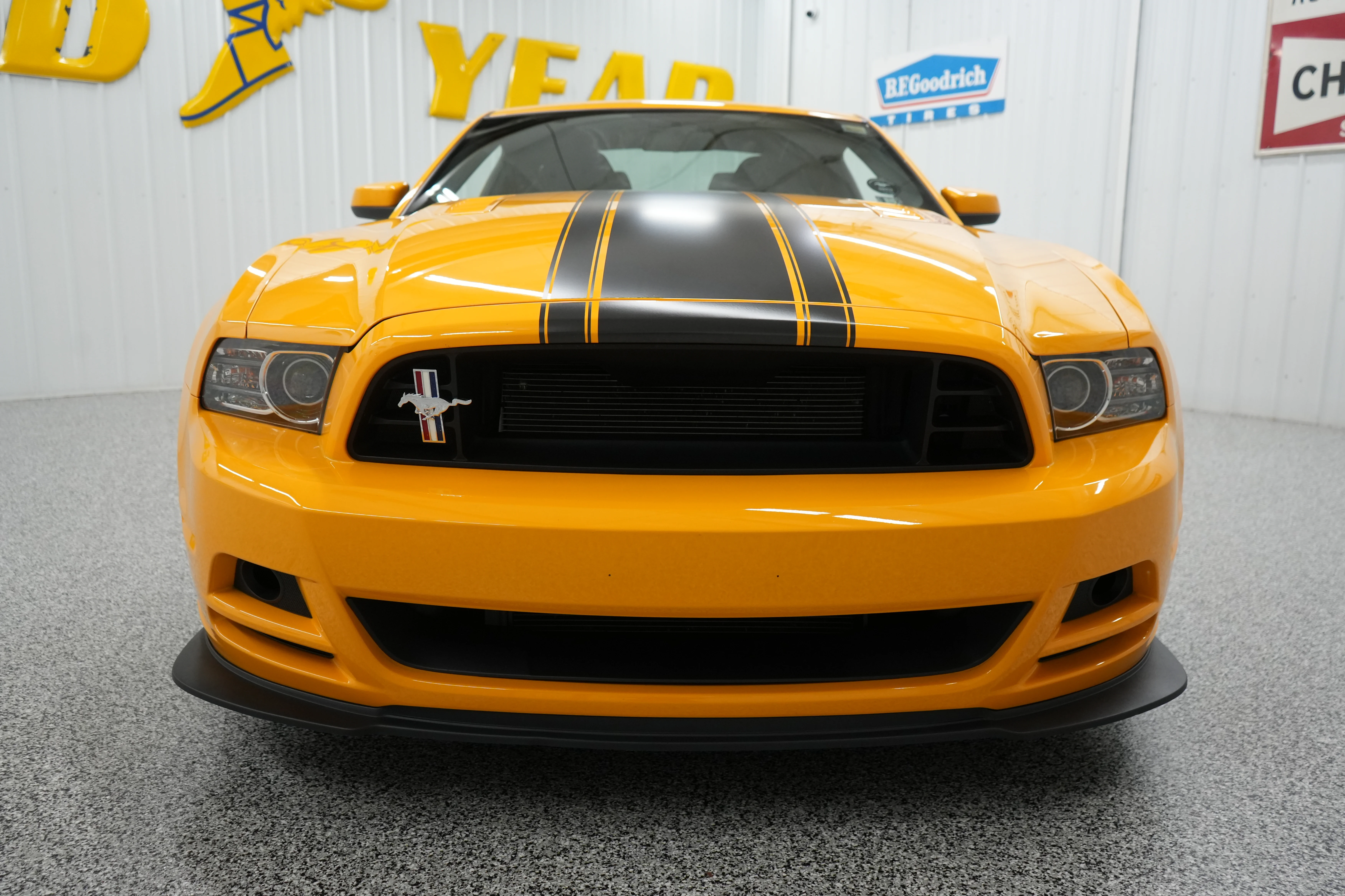 2013 Ford Mustang Boss 302 - Photo 28