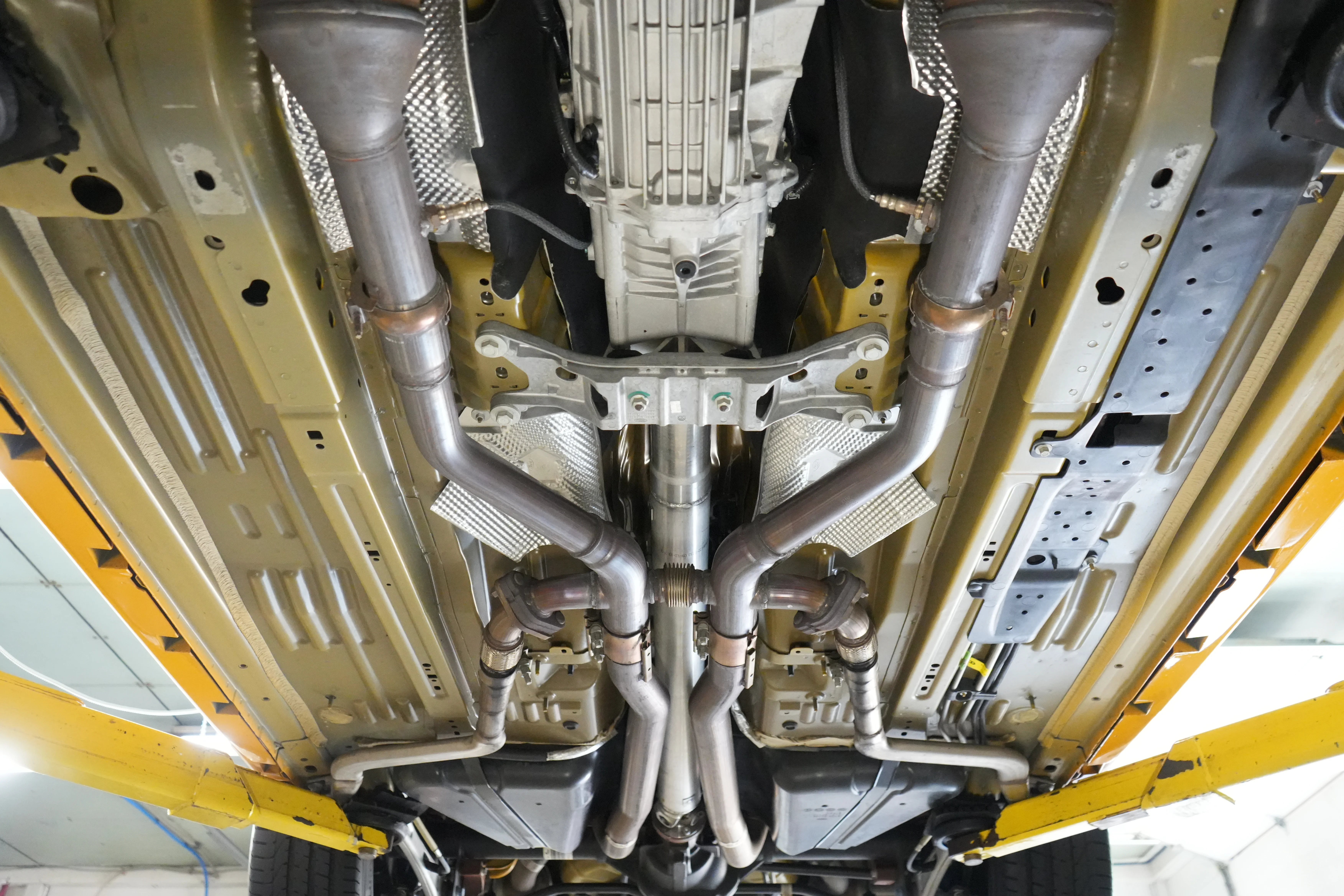 2013 Ford Mustang Boss 302 - Photo 83