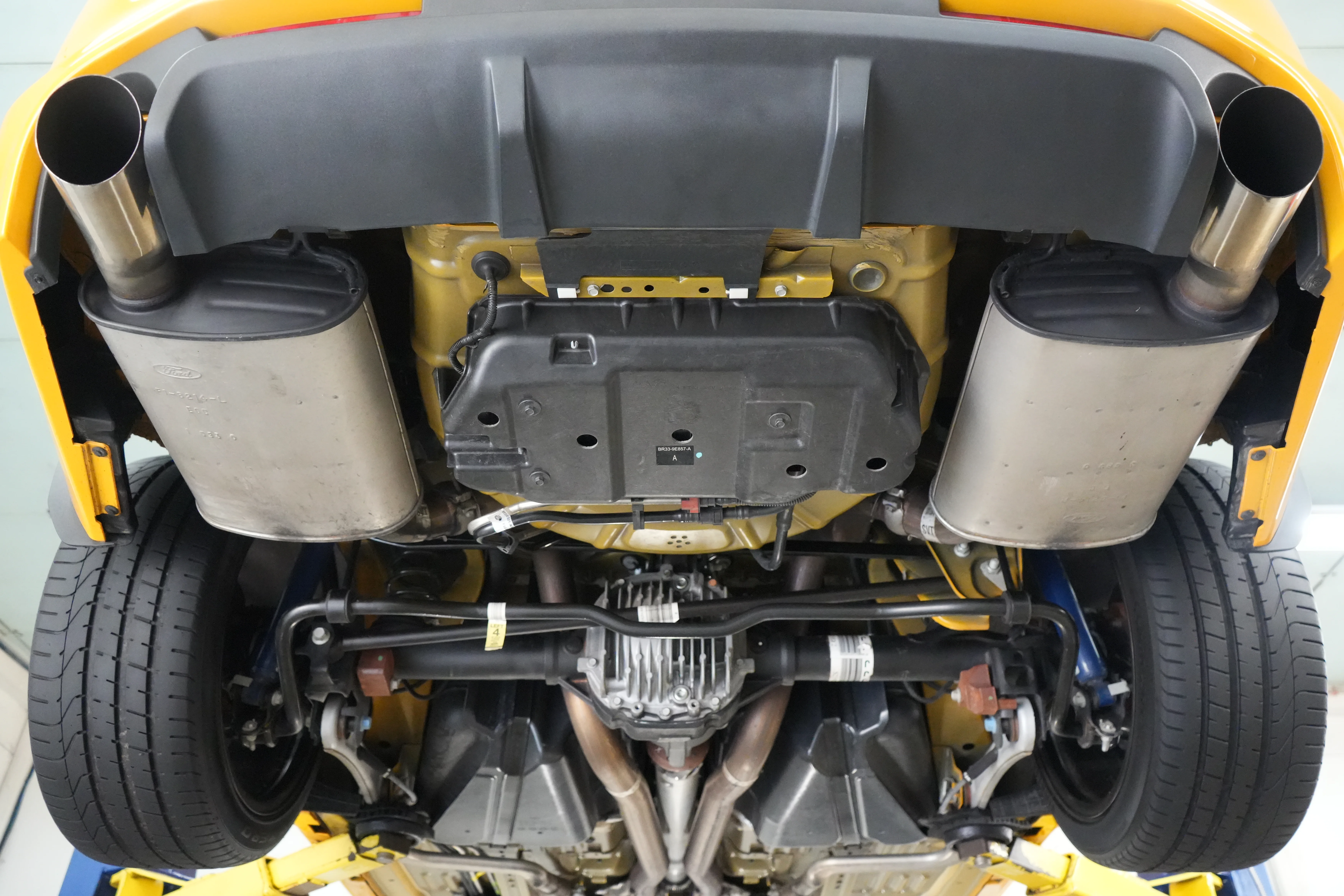 2013 Ford Mustang Boss 302 - Photo 86