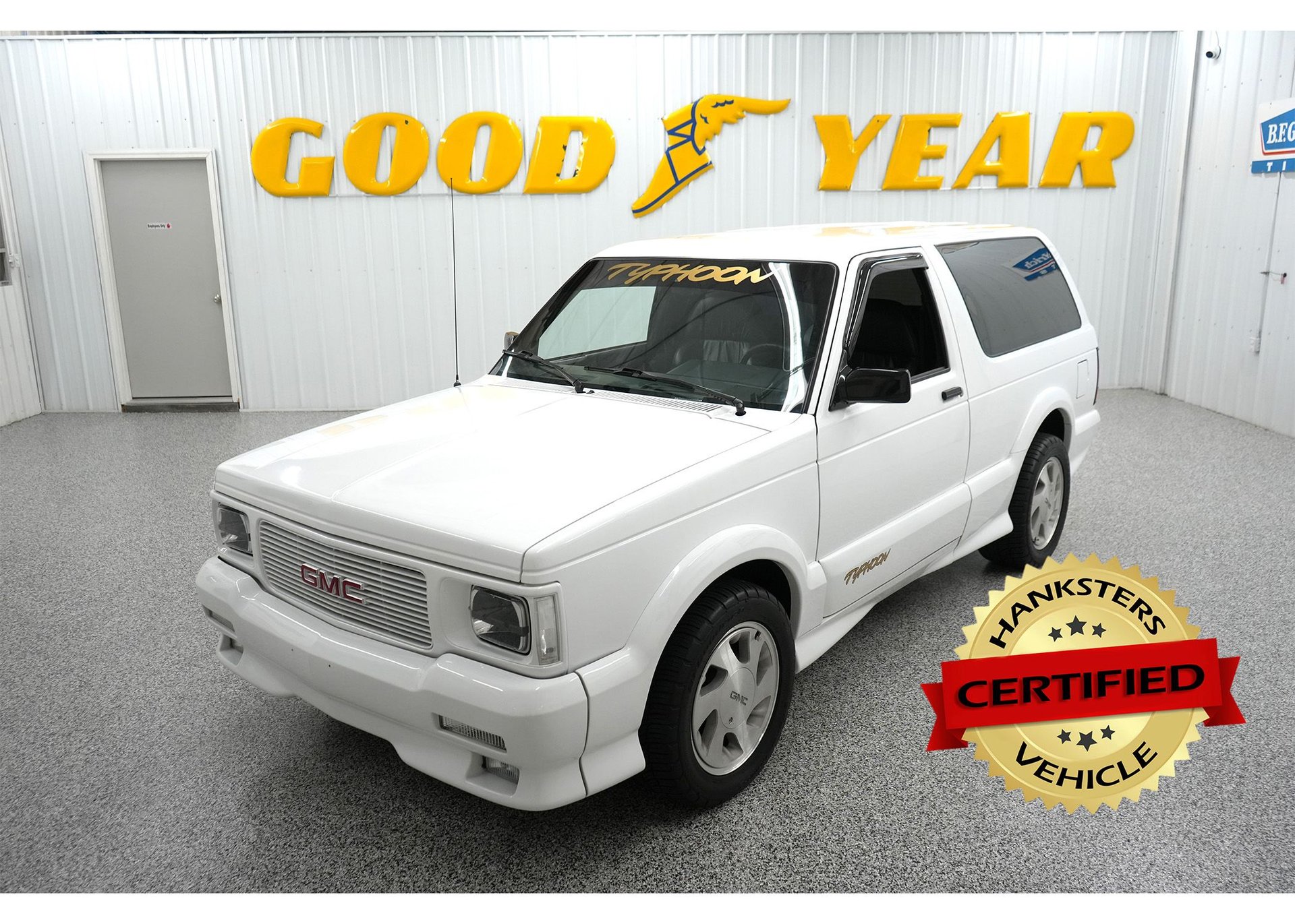 1993 gmc typhoon