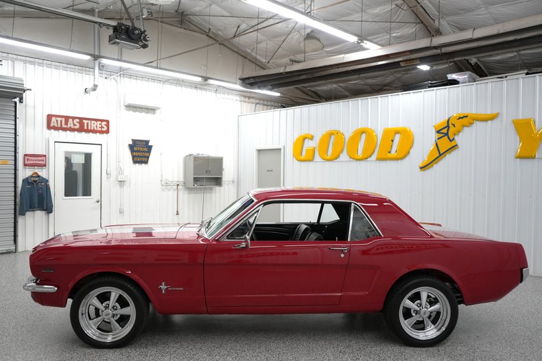 1965 Ford Mustang 5
