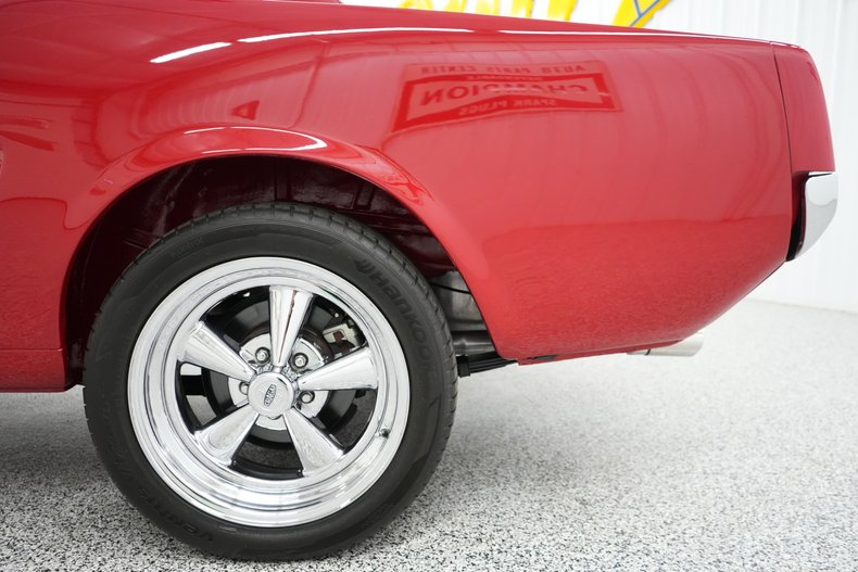 1965 Ford Mustang 32