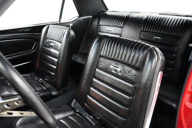 1965 Ford Mustang 38
