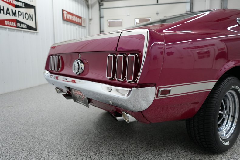 1969 Ford Mustang Mach 1 13