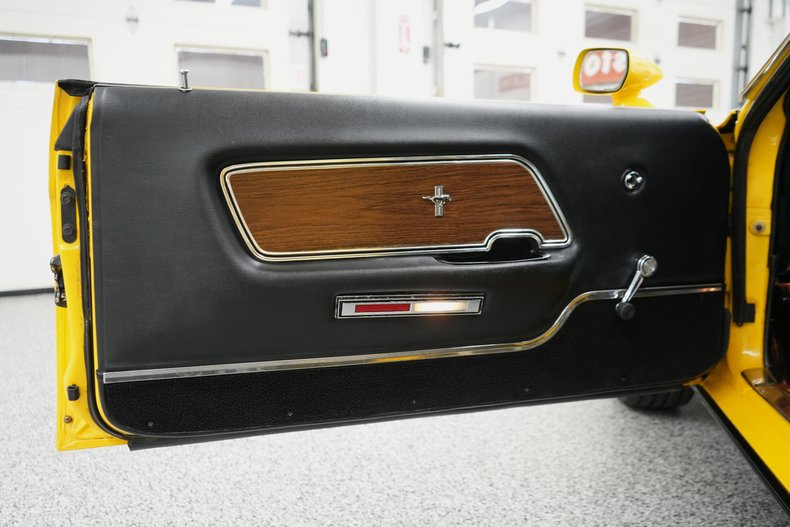 1970 Ford Mustang Mach 1 37