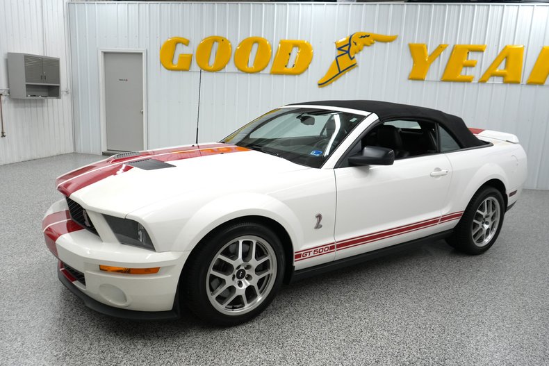 2008 Ford Mustang Convertible Shelby GT500 3