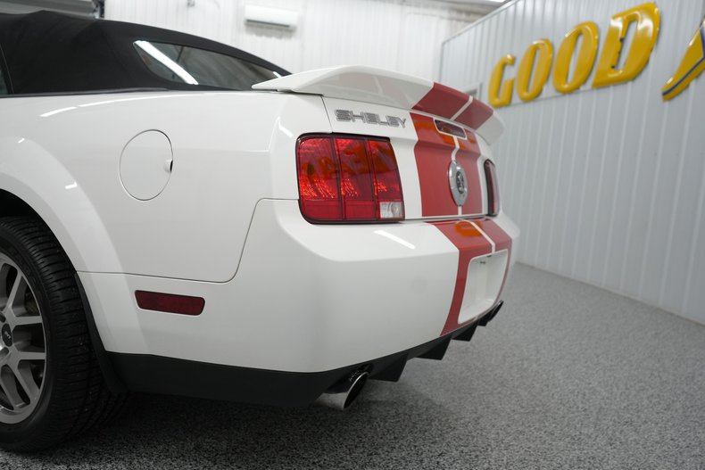 2008 Ford Mustang Convertible Shelby GT500 9