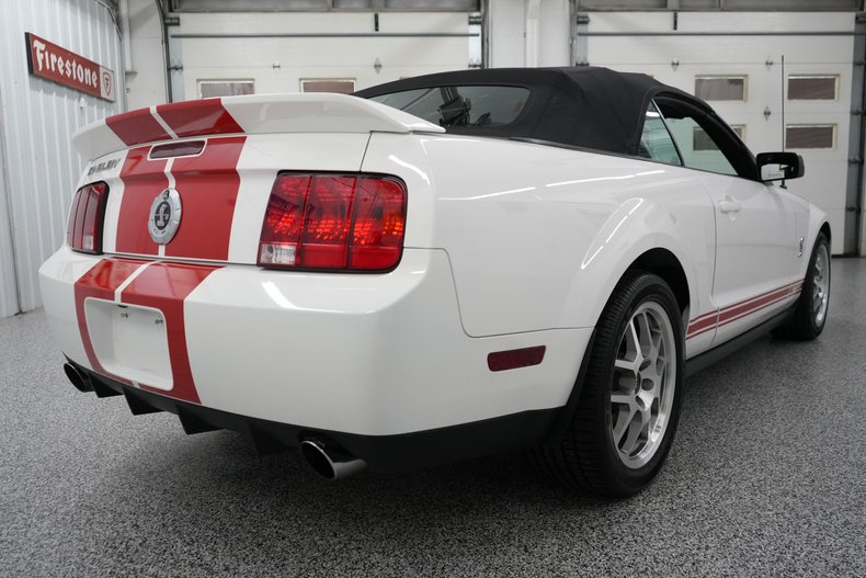 2008 Ford Mustang Convertible Shelby GT500 16