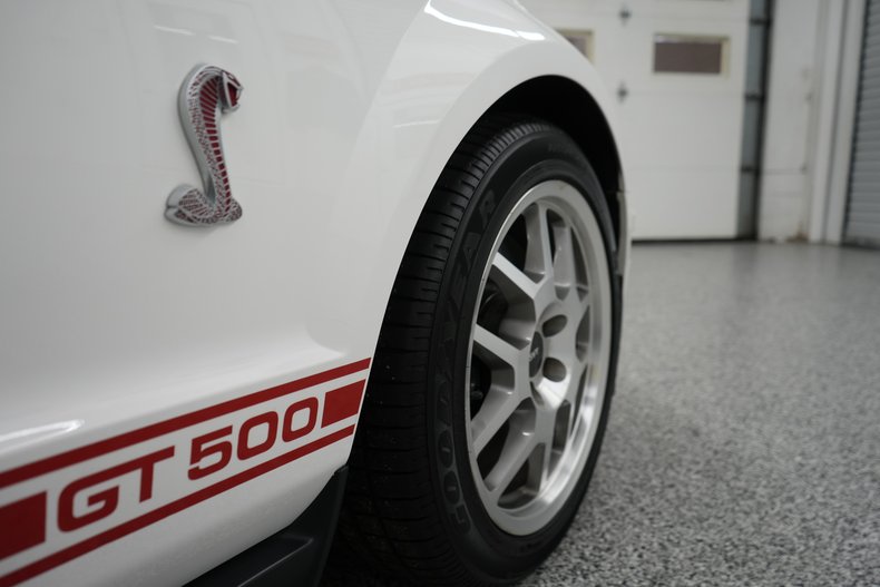2008 Ford Mustang Convertible Shelby GT500 26