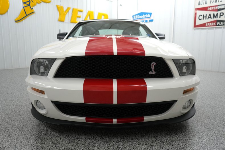2008 Ford Mustang Convertible Shelby GT500 29