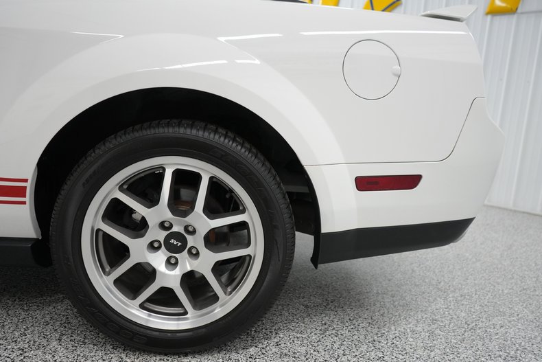 2008 Ford Mustang Convertible Shelby GT500 35