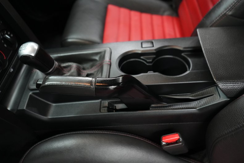 2008 Ford Mustang Convertible Shelby GT500 42
