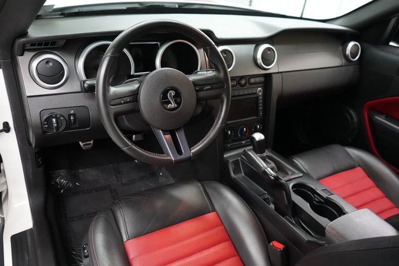 2008 Ford Mustang Convertible Shelby GT500 43