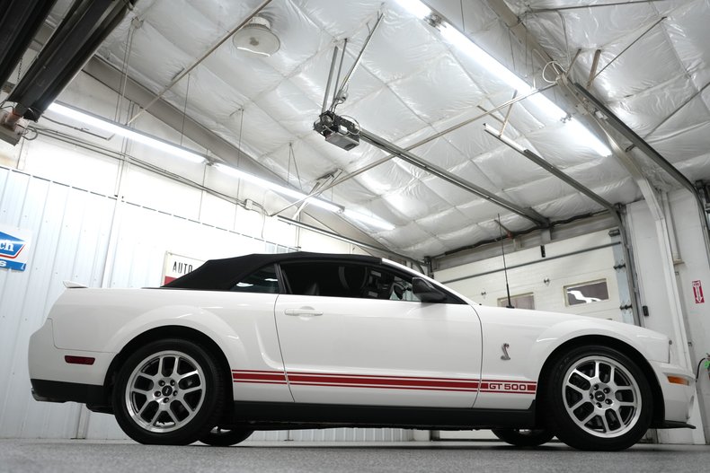 2008 Ford Mustang Convertible Shelby GT500 82