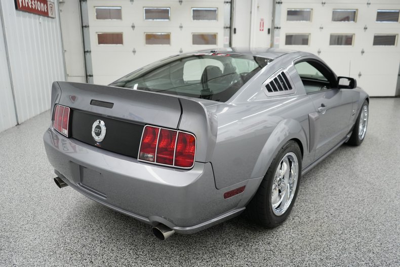 2006 Ford Mustang GT 15