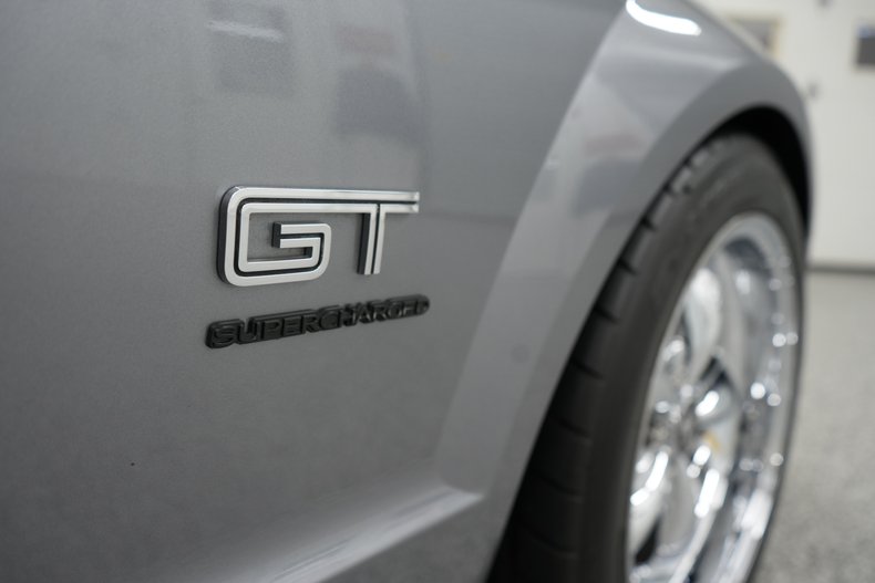 2006 Ford Mustang GT 26