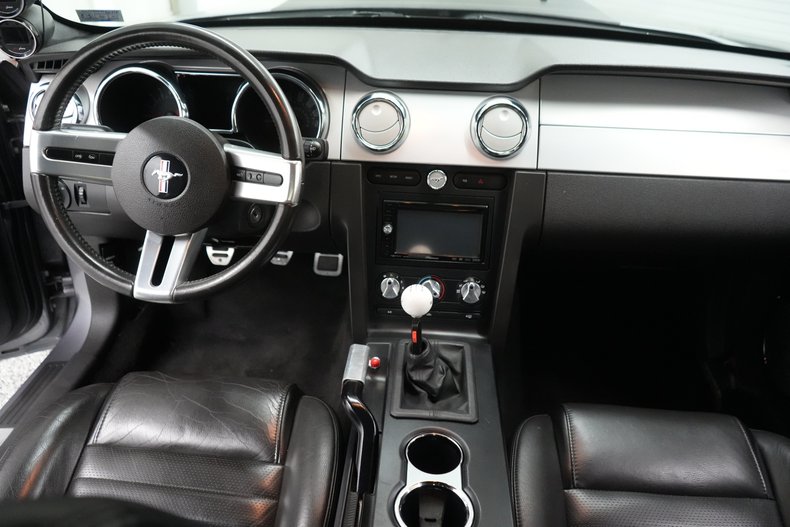 2006 Ford Mustang GT 45