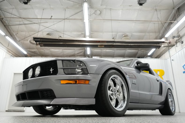 2006 Ford Mustang GT 70