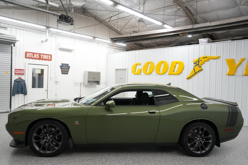 2023 Dodge Challenger R/T Scat Pack 5
