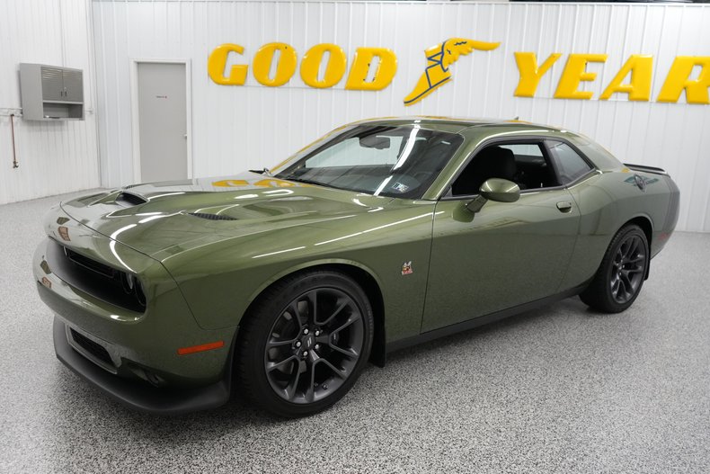 2023 Dodge Challenger R/T Scat Pack 3