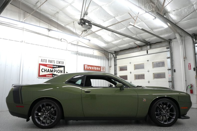 2023 Dodge Challenger R/T Scat Pack 18