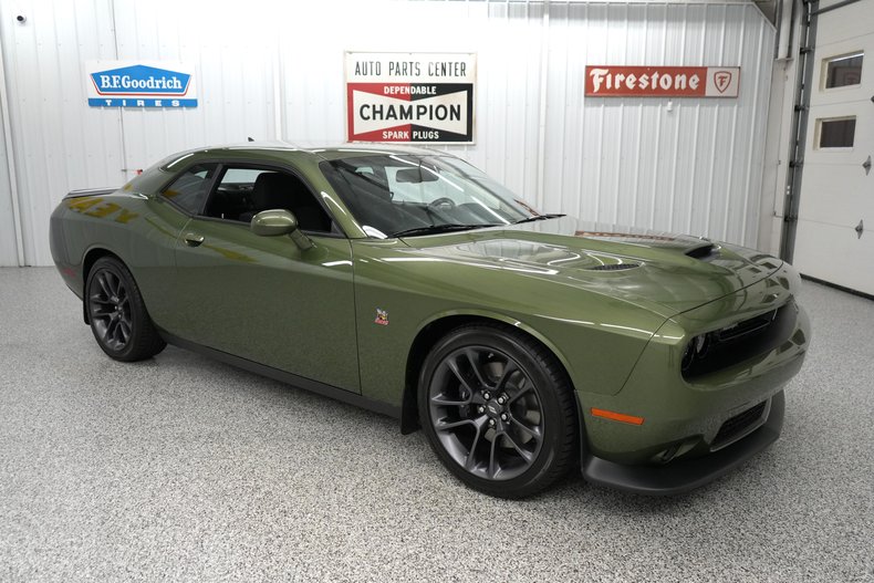 2023 Dodge Challenger R/T Scat Pack 19
