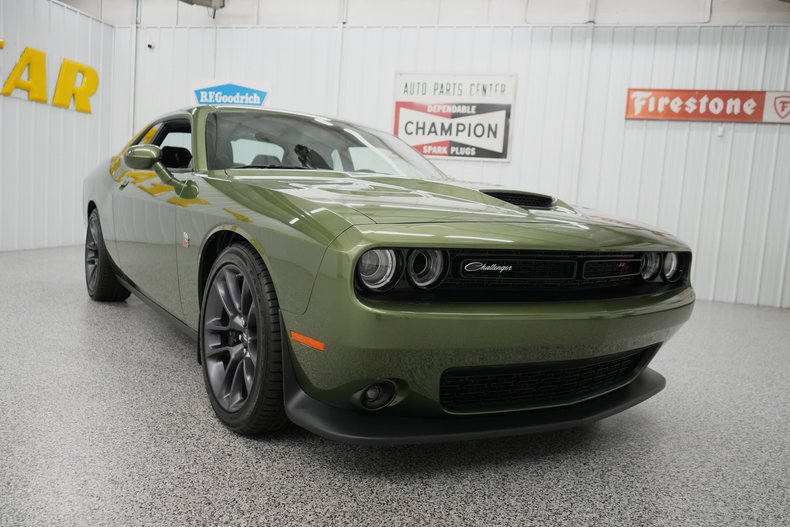 2023 Dodge Challenger R/T Scat Pack 22