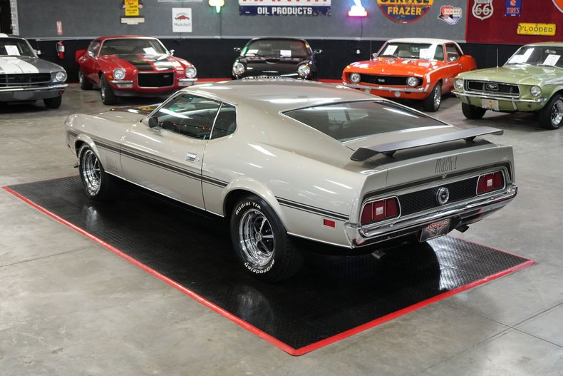 1972 Ford Mustang Mach 1 Fastback | Hanksters Hot Rods