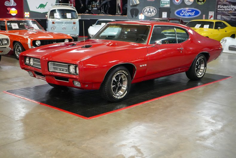 1969 Pontiac GTO 2