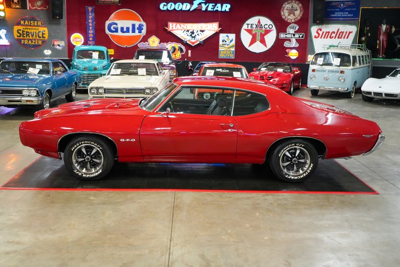 1969 Pontiac GTO 11